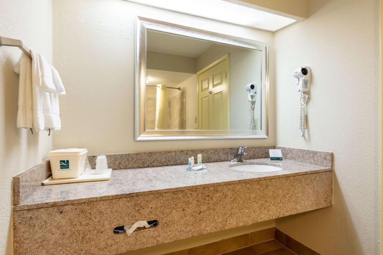 Quality Inn Southaven - Memphis South Екстериор снимка