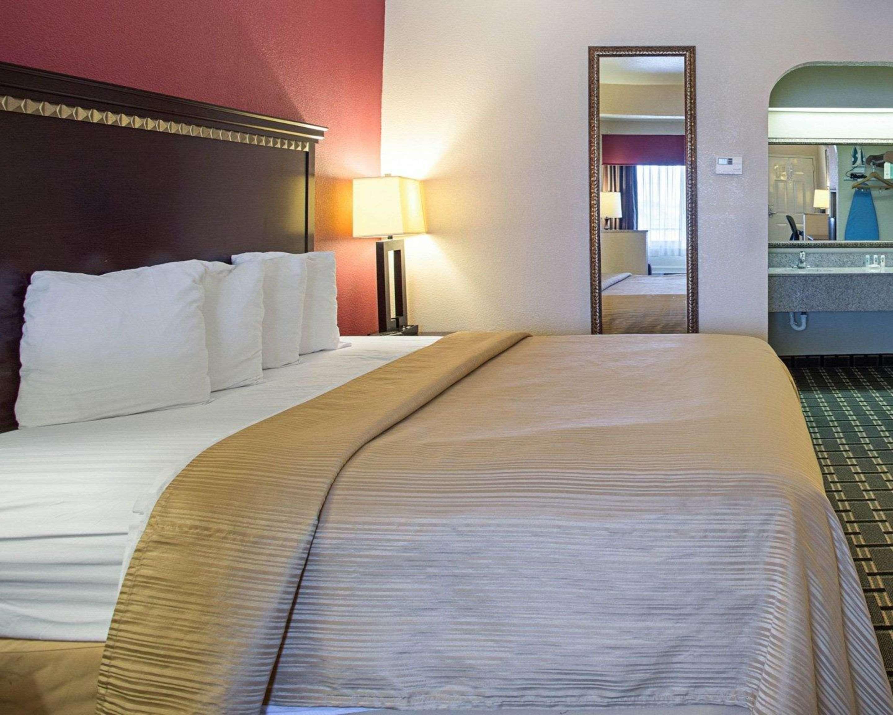 Quality Inn Southaven - Memphis South Екстериор снимка